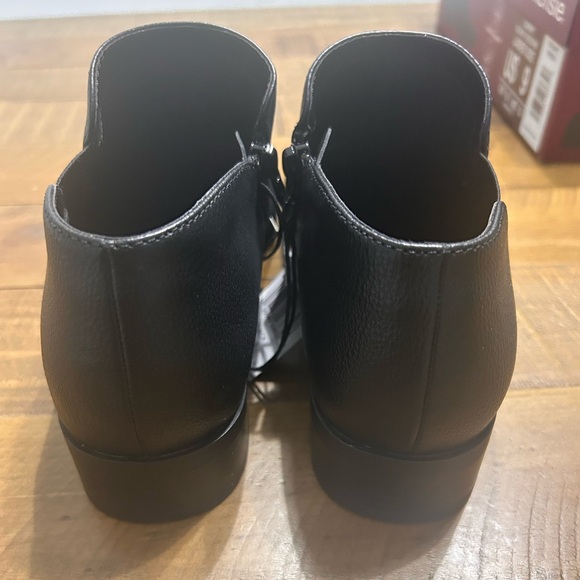 Kensie Sammy Black Ankle Boot - Picture 8 of 12